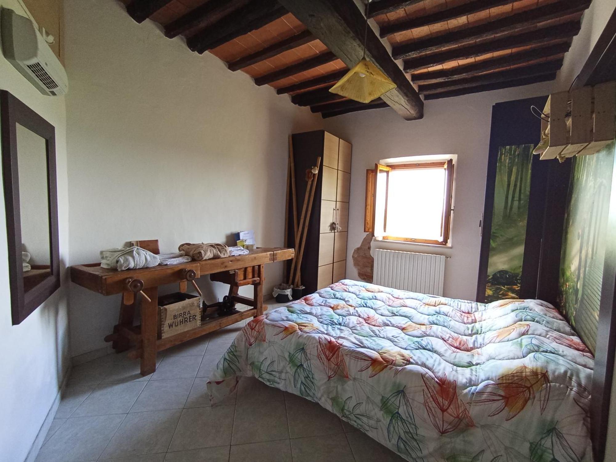 Sunrise Apartment Peccioli Oda fotoğraf